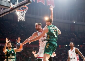 Μπάσκετ: Κόκκινο το ντέρμπι Ολυμπιακού – Παναθηναϊκού