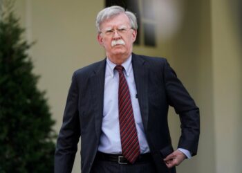 ΗΠΑ: Το υπουργείο Δικαιοσύνης εξετάζει παραπομπή του Τζον Μπόλτον σε δίκη