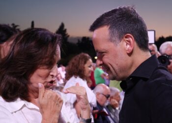 Άρχισαν τα «όργανα» στο ΠΑΣΟΚ: Διαμαντοπούλου κατά Δούκα – Μεγαλύτερο το πρόβλημά της με Τσίπρα παρά με ΝΔ