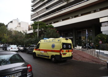 Νεκρός άντρας στους Αμπελόκηπους – Έπεσε από τον Πύργο Απόλλων