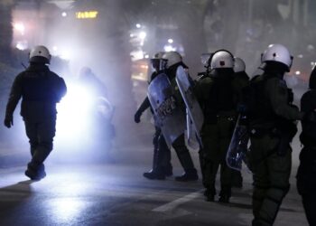 Άγρια καταστολή και 19 συλλήψεις από την ΕΛΑΣ στη διαδήλωση για τη γενοκτονία στη Γάζα