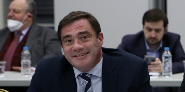 Φεύγας για αγροτικές κινητοποιήσεις: «Κάποιοι που ξεβολεύτηκαν ας κλείσουν και τους δρόμους»