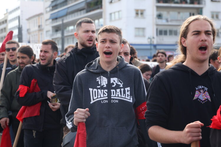 Συγκέντρωση διαμαρτυρίας φοιτητών για τις διαγραφές των «αιώνιων» και τα μη κρατικά ΑΕΙ