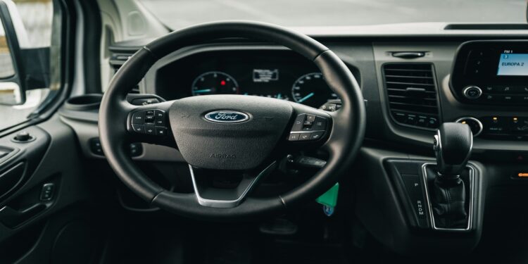 Ford: Ανακαλεί πάνω από ένα εκατομμύριο οχήματα για λόγους ασφαλείας