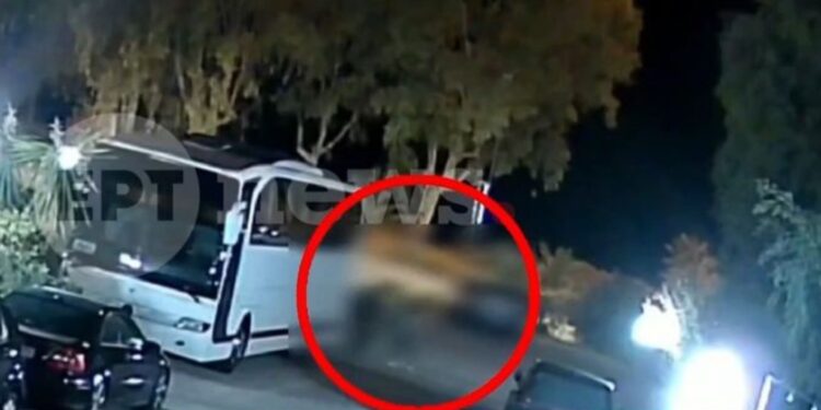 Γυναικοκτονία στην Πάτρα: Νέο βίντεο από τη δολοφονία της Γαρυφαλλιάς από τον σύντροφό της