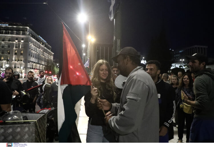 Μαζικές κινητοποιήσεις σε Αθήνα και Ιταλία για την αναχαίτιση του Global Sumud Flottilla