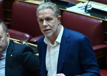 Παύλος Γερουλάνος: Ίσως ήταν λάθος η άδεια καρέκλα στην κηδεία του Σαββόπουλου