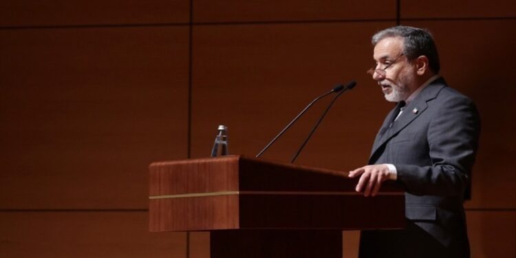 Το Ιράν καταδικάζει την απόφαση Τραμπ για επανέναρξη πυρηνικών δοκιμών