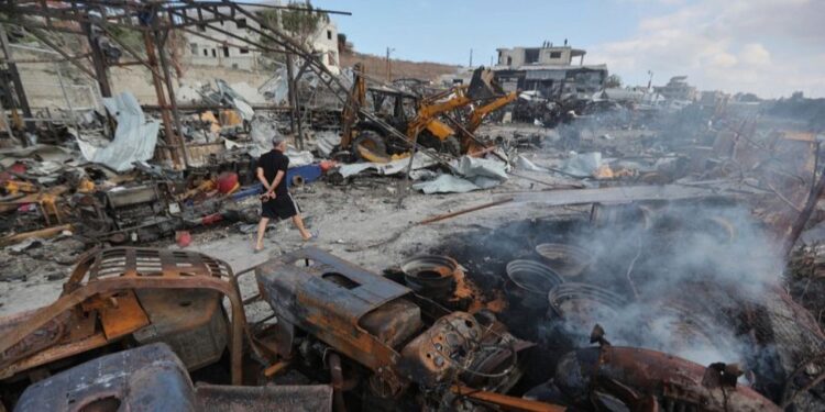 Ένας νεκρός και τραυματίες από ισραηλινά πλήγματα στο νότιο Λίβανο