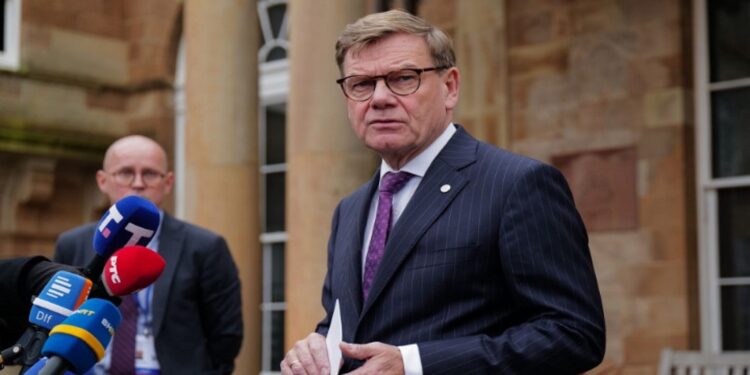 Γερμανία: Στην Αθήνα τη Δευτέρα ο υπουργός Εξωτερικών Γιόχαν Βάντεφουλ