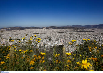 Καιρός: Ηλιοφάνεια με άνοδο της θερμοκρασίας