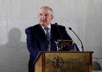 Τα νέα «καρφιά» Καραμανλή, η παρουσία Σαμαρά και η ερμηνεία του Μαξίμου