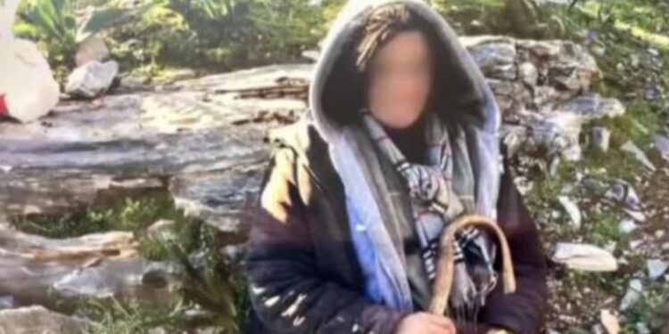 Γυναικοκτονία στην Κάρυστο: Πέθανε η γυναίκα που είχε ξυλοκοπηθεί άγρια από τον σύζυγό της