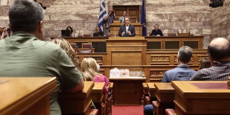 «Φωτιά» έχει ανάψει η παραίτηση Τσίπρα στην ΚΟ του ΣΥΡΙΖΑ