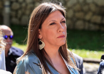 Κωνσταντοπούλου: Αποχώρησε on air επειδή… ρωτήθηκε για το βιβλίο Τσίπρα (βίντεο)