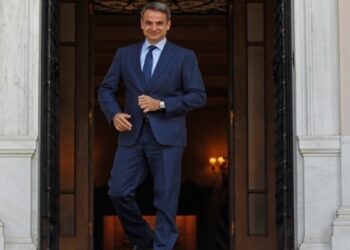 Συνάντηση Μητσοτάκη – Σκλαβενίτη μετά το πρόστιμο για παραβάσεις του Κώδικα Δεοντολογίας σε βάρος της αλυσίδας