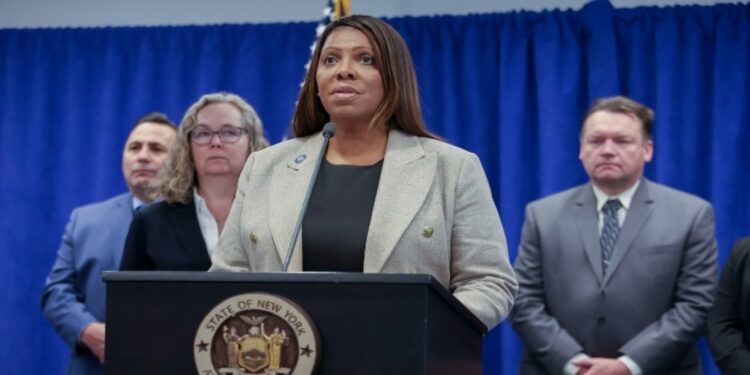 Λετίσια Τζέιμς: Απαγγέλθηκαν κατηγορίες εις βάρος της γενικής εισαγγελέα της Νέας Υόρκης