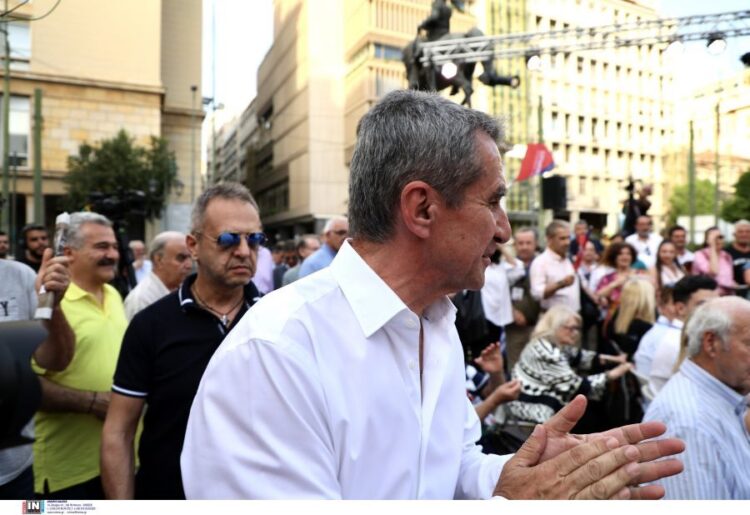 Ο Ανδρέας Λοβέρδος αβαντάρει Τσίπρα!