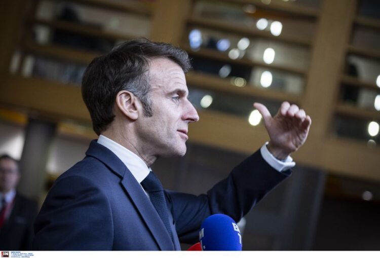 Ο Μακρόν «τρώει» τους πρωθυπουργούς του!