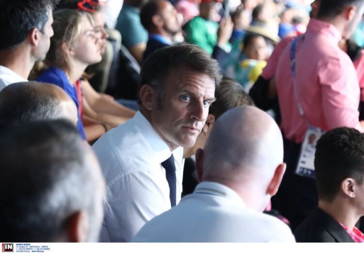 Στη γωνία ο Μακρόν: Χάνει την υπομονή του το στρατόπεδό του – Τι θα κάνει η γαλλική αριστερά
