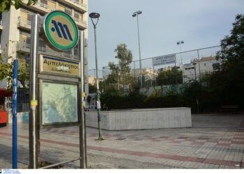 Μετρό: Ακινητοποιήθηκε συρμός στους Αμπελόκηπους