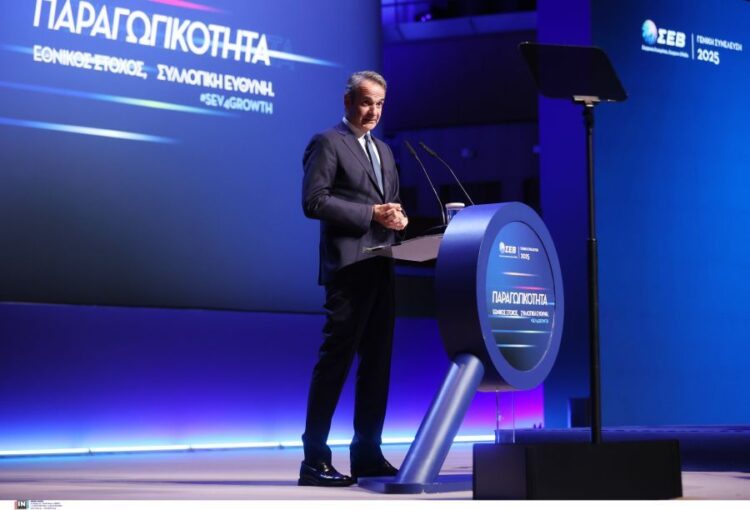 Ο Μητσοτάκης ξαναθυμήθηκε την πολιτική σταθερότητα 