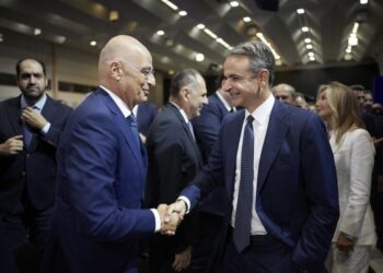 Η ανοιχτή γραμμή Μητσοτάκη – Δένδια