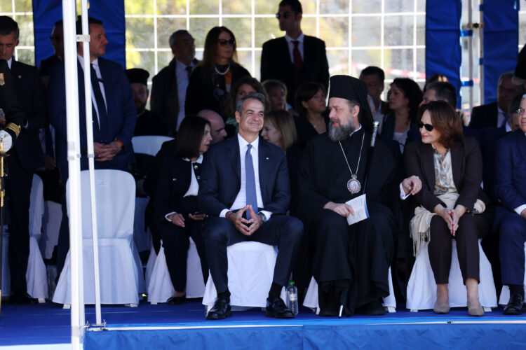 Ο COVID μετά τις χειραψίες