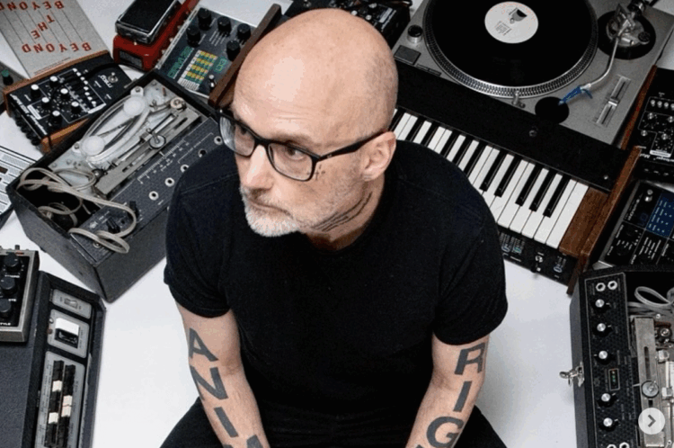 Ο Moby επιστρέφει στην Ελλάδα