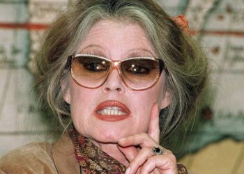 Μπριζίτ Μπαρντό: Στο νοσοκομείο η θρυλική ντίβα – Τι λένε οι γιατροί για την υγεία της