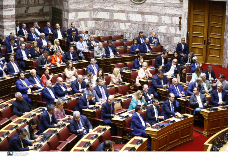 Ειρωνείες «γαλάζιου» βουλευτή για σχέση Τσίπρα – ΣΥΡΙΖΑ