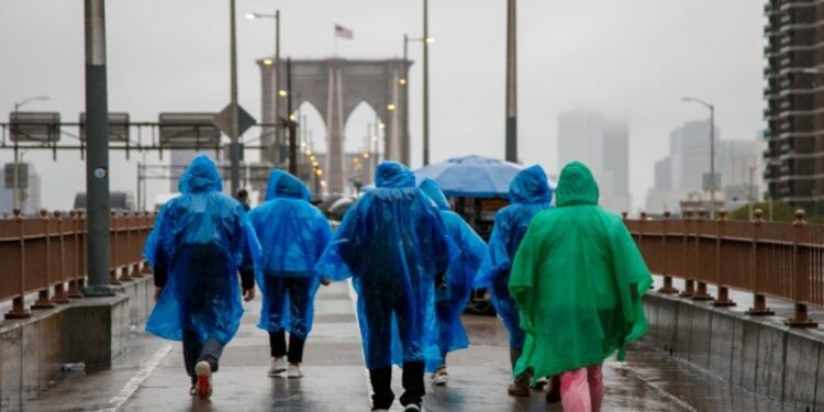Δύο νεκροί από τις έντονες βροχοπτώσεις στη Νέα Υόρκη