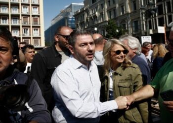 Νίκος Ανδρουλάκης: «Ενώνουμε τη φωνή μας με χιλιάδες εργαζόμενους που αγανακτούν»