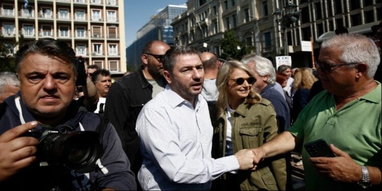 Νίκος Ανδρουλάκης: «Ενώνουμε τη φωνή μας με χιλιάδες εργαζόμενους που αγανακτούν»