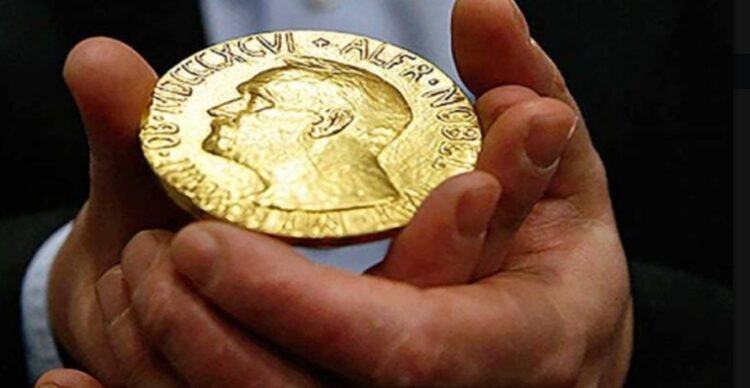 Τα χέρια του Τραμπ θα κρατήσουν το Νόμπελ Ειρήνης;