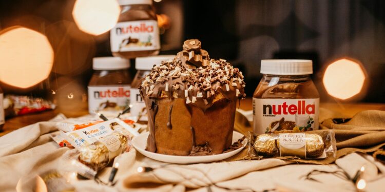 Ο «πόλεμος των φουντουκιών» απειλεί τη Nutella: Παγώνει τις αγορές από την Τουρκία η Ferrero