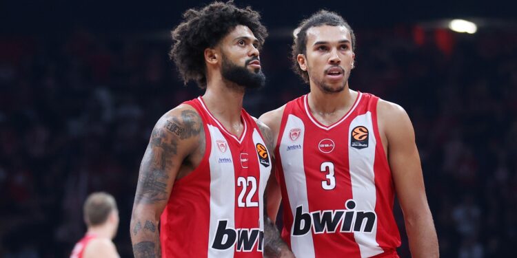 Άμυνα και τρίποντα «πλήγωσαν» τον Ολυμπιακό – Ήττα από τη Μονακό του Σπανούλη μέσα στο ΣΕΦ