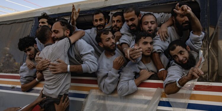 Η Γάζα μετά το πυρ: Ειρήνη με manual και χωρίς μεσσίες