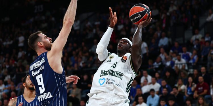 Σοκαριστικός τραυματισμός Παπαγιάννη στο Εφές – Παναθηναϊκός