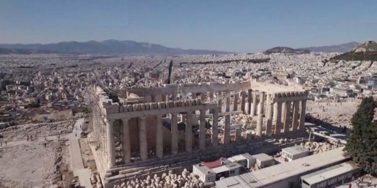 Χωρίς σκαλωσιές ο Παρθενώνας μετά από 15 χρόνια