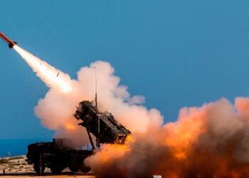 Ζελένσκι: «Έχουμε ανάγκη 25 συστήματα Patriot»