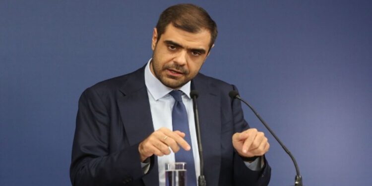 Νέα επίθεση της κυβέρνησης στον Δούκα: «Το καλή τύχη πρέπει να το απευθύνει στους δημότες της Αθήνας»