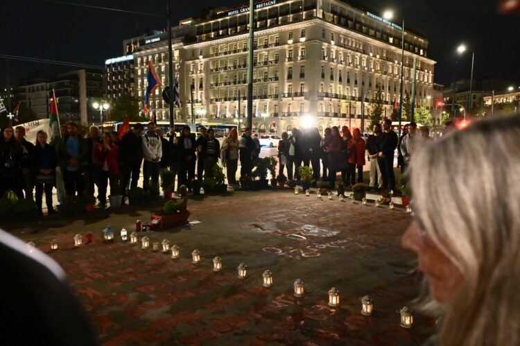 Άγνωστος στρατιώτης: «Αντί να καθαρίσουμε τις πλάκες θα τις αντικαταστήσουμε»!