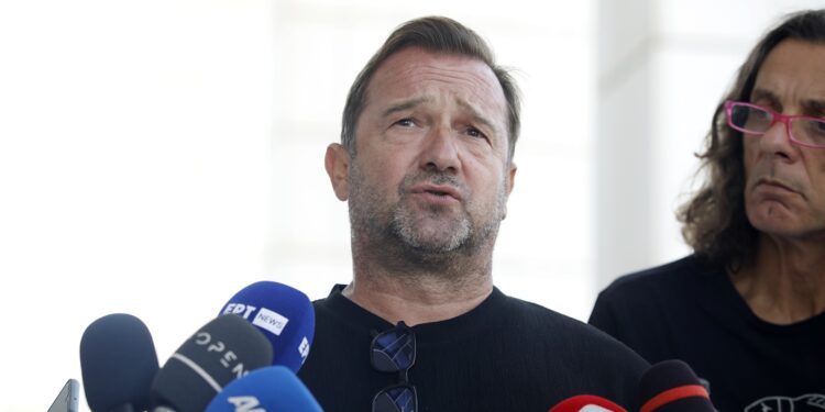 Πλακιάς: Τα παιδιά μας τα σκότωσε η πατρίδα (βίντεο)