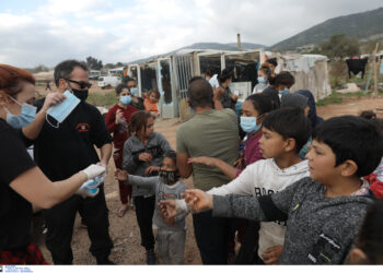 Eπίτροπος Ανθρωπίνων Δικαιωμάτων στη DW: Συνεχείς παραβιάσεις από την Ελλάδα