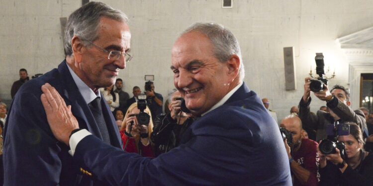 Απόντες από την εκδήλωση στο Πεντάγωνο Σαμαράς και Καραμανλής – Νευρικότητα στην κυβέρνηση