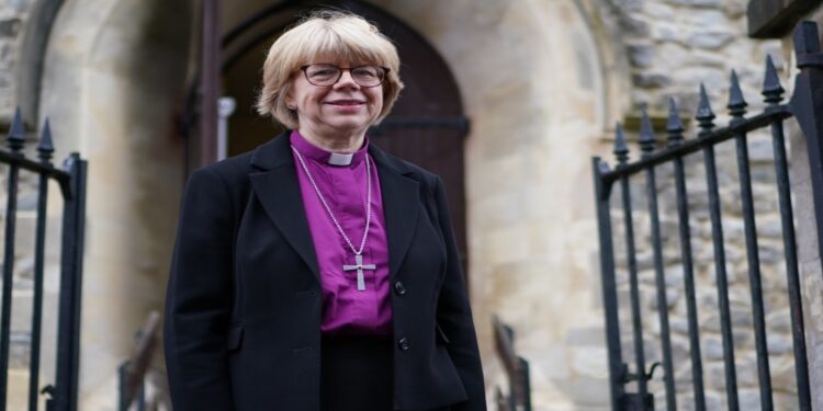 Σάρα Μαλάλι: Ποια είναι η νέα Αρχιεπίσκοπος της Αγγλικανικής εκκλησίας;