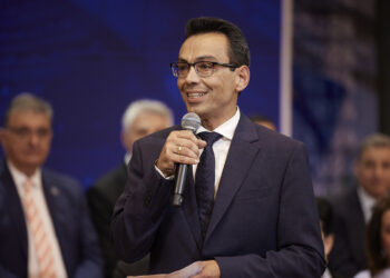 Από σύμβουλος Ανδρουλάκη, διπλωματικός σύμβουλος Μητσοτάκη ο Σ. Σέρμπος