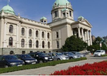 Βελιγράδι: Πυροβολισμοί έξω από το κοινοβούλιο