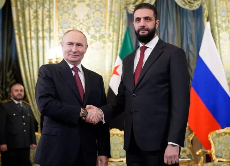 Ξεπαγώνουν οι σχέσεις Ρωσίας – Συρίας μετά τη συνάντηση Πούτιν – Σαράα